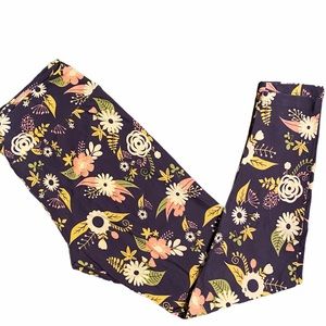 🍁5/25🍁 LuLaRoe Purple Floral Leggings